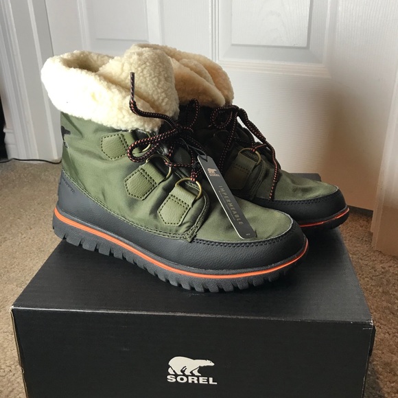 Sorel Shoes - SORELL WOMEN’S COZY CARNIVAL SNOW BOOTS